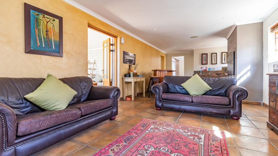 5 Bedroom Property for Sale in Miramar Eastern Cape